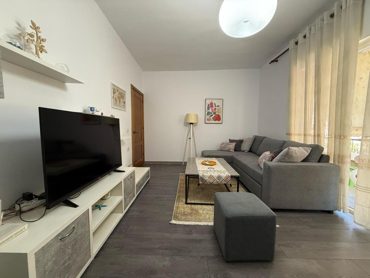 Juli's Spot Appartamento Tirana